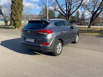 Hyundai Tucson 1.7 AUTOMAT 2017 - 6