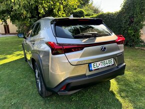 Lexus UX 300e elektro - 6