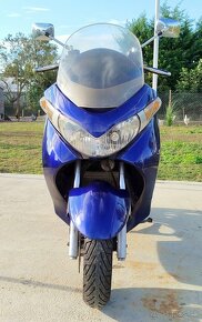 Suzuki Burgman 200 - 6