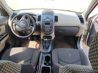 Kia soul. 1.6 - 6