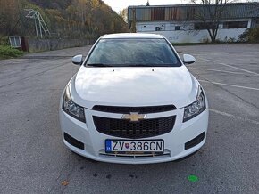 Chevrolet Cruze 1.6 benzín v TOP stave - 6