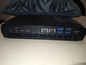 Mini PC Intel NUC Kit 8i7HNK2 - 6