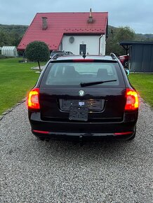 Škoda Octavia Combi 2,0TDI - 6