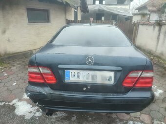 Predám Mercedes CLK w208 2,0i kompressor rok 2000 - 6