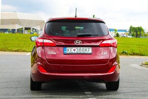 Hyundai i30 1.6 CRDi HP DOHC 16V Style - 6