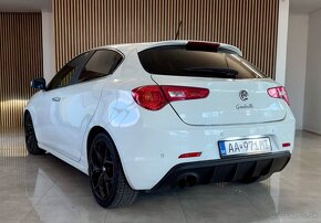 Alfa Romeo Giulietta 1.4 Turbo 125kw 2011 - 6