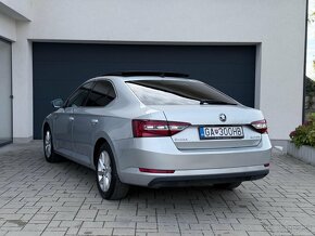 Škoda Superb 2,0 TDI DSG Style - 6