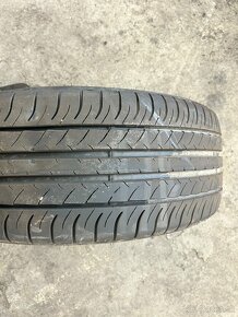 Predám pneu 235/45r18 Dunlop - 6