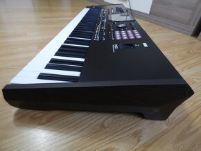 Korg PA5x-76. - 6