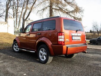 Dodge Nitro 2.8 CRD SXT A/T - 6