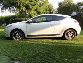 Renault megane3 coupé 1.5 78kw 2010 - 6