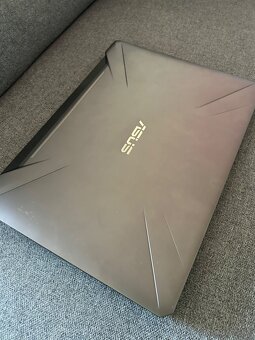 Asus Tuf Gaming FX 505DT Ryzen7 ,GTX1650 - 6