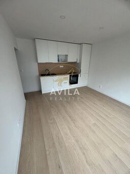 NA PREDAJ: 3izbový byt, kompletná rekonštrukcia 55,6m2 s bal - 6