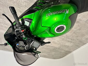 Kawasaki ZZR 1400 - 6