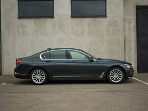 BMW Rad 7 730d xDrive A/T- Individual - 6