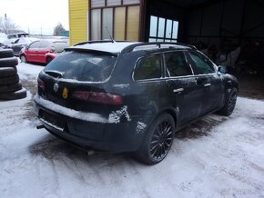 ALFA ROMEO 159 2.2 BENZÍN + 2,4 JTD - 6