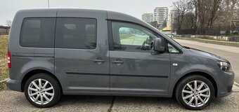 Volkswagen Caddy Roncalli 2.0 TDI CR, 102 kW, 2022, serviska - 6