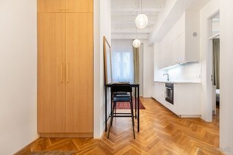 JESENSKÉHO - STARÉ MESTO - PRENÁJOM - 2 izbový byt, 62m² - 6