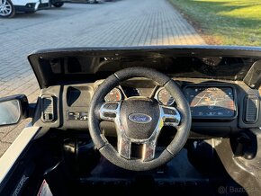 Elektrické autíčko pre deti Ford Ranger Raptor Polícia - 6