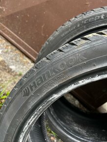 235/40 R19 zimné - 6