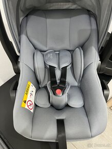 BRITAX RÖMER Autosedačka set Baby-Safe Core + Baby-Safe Core - 6