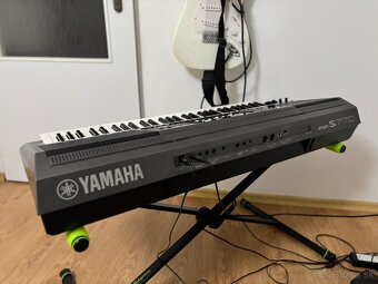 Yamaha PSR S770 - 6