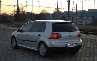 Golf 5 1.4 FSI 66Kw - 6