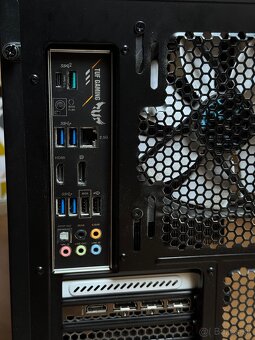 Ryzen 9 5900X / 32GB RAM / 1TB M2 SSD / RTX 3070 8GB - 6