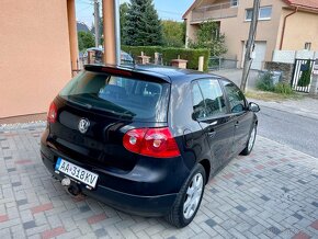 Predám Volkswagen golf V 4x4 1.9 TDI - 6