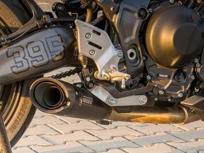 YAMAHA MT-09 2023 - 6