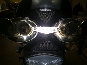 predám moto Suzuki BKing GSX1300BK - 6