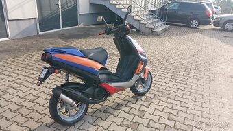 Predám skúter Aprilia SR 50/70 - 6