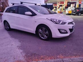 Hyundai i30 1.6 - 6