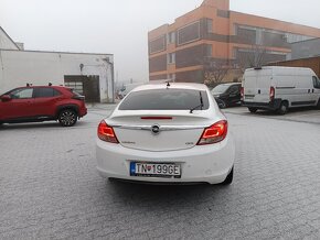 Opel Insignia A 2.0 CDTI - 6