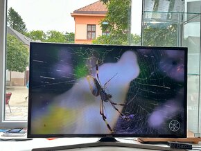 Samsung UE40F6400AK Smart 3D 102cm 200Hz panel - 6