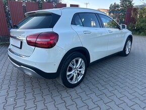 Mercedes-Benz GLA 200d 4MATIC: Ako nové, málo jazdené - 6