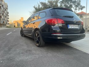 Opel Astra J ST - 6