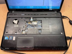 Predám notebook vhodný na diely alebo doskladanie TOSHIBA A - 6