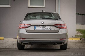 Škoda Superb 2.0 TSI 4x4 Style DSG - 6