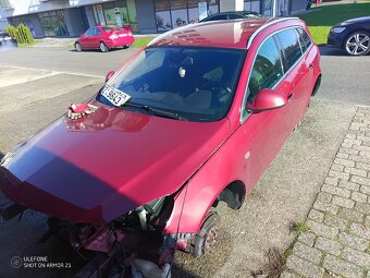 Opel Insignia 2.0 turbo benzín 162kw  Rozpredám - 6