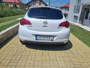 Opel Astra 1.7 CDTi 125k Enjoy - 6