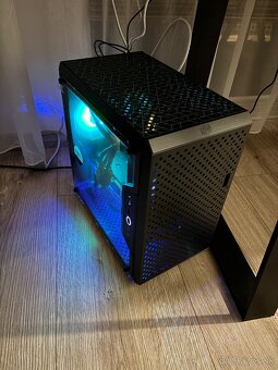 Ryzen 7 5700X, 2TB SSD, RTX 3070, 16GB ram - 6