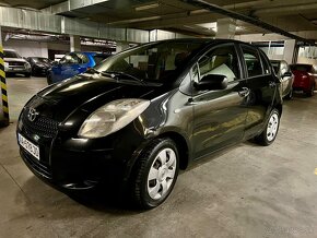 YARIS 1.3 - 6