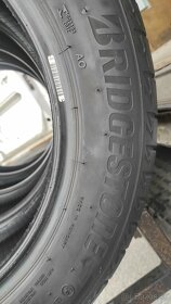 Bridgestone 205/55r16 letné Nove - 6