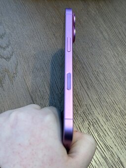 Predám Apple iPhone 16 128GB Pink Stav Nového telefónu - 6