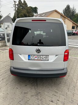 Volkswagen Caddy Generation Four 2.0 TDI 5miestny - 6