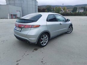 Predám Honda Civic 8g 1.8VTEC, 103kW - 6