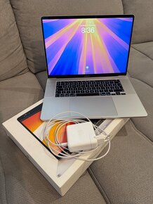 Macbook Pro 16” 2019 2,6GHz i7 TOUCHBAR 512GB - 6