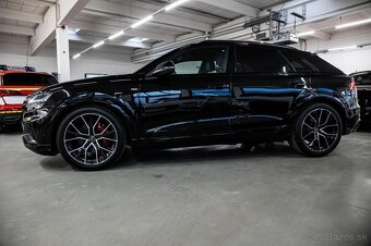 Audi Q8 - 6