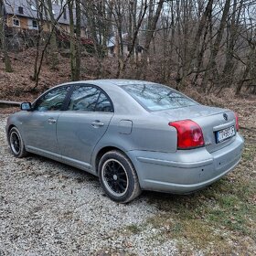 Toyota Avensis 2.0 Vvt-i - 6